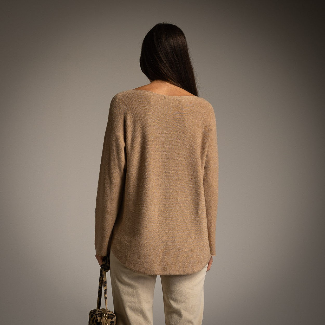 JERSEY CUELLO V TEXTURA SUAVE